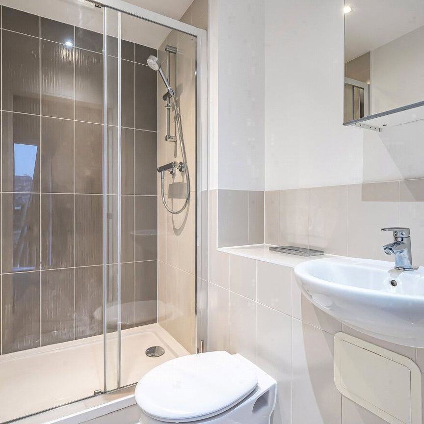 2 bedroom apartment to rent - Photo 1