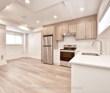 For Lease - 385 McRoberts Avenue Unit# Laneway, Toronto, Ontario - Photo 4