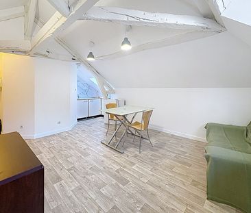 Appartement à louer - REIMS- HYPER CENTRE - Photo 6