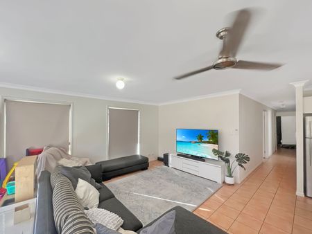 13 Merganser Place, 4078, Forest Lake Qld - Photo 2