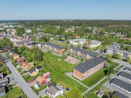 Östermalmsvägen, Finspång - Photo 5