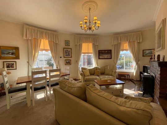 4 bedroom maisonette to rent - Photo 1