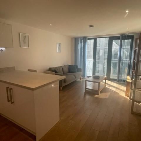 1 bedroom flat to rent - Photo 1