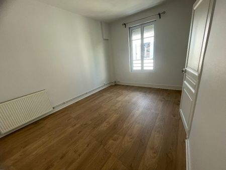 Location Appartement 2 pièces 37m² CHALON SUR SAONE 71100 - Photo 4
