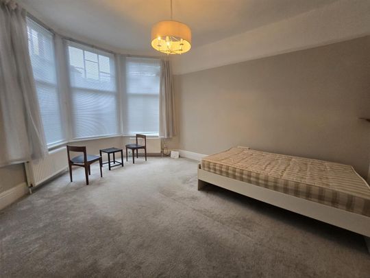 Telford Avenue, London SW2 - Photo 1