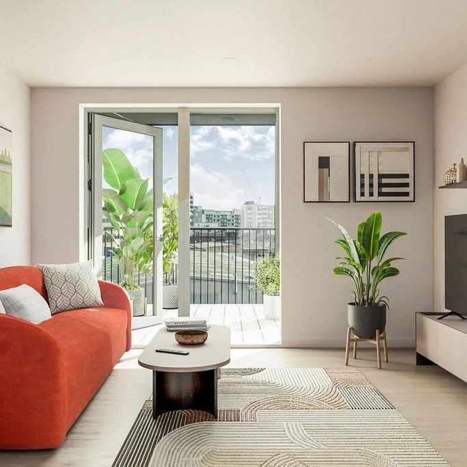 3 bedroom flat to rent - Photo 1