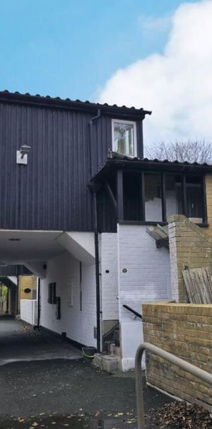 Kiln Shaw, Langdon Hills, Basildon SS16, London - Photo 2