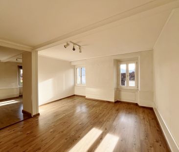 hübsche 2.5-Zimmer Wohnung mit schöner See- und Bergsicht - Photo 2