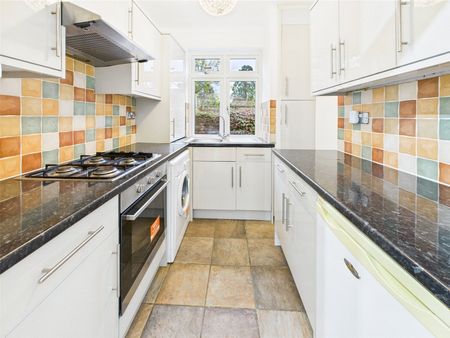 Greytiles, Queens Road, Teddington, TW11 - Photo 3