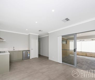 PERFECT 2 BED DOWNSIZER IN POPULAR EGLINTON - Photo 6