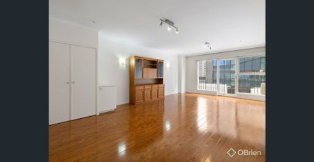 LIFESTYLE & LOCATION - Photo 2