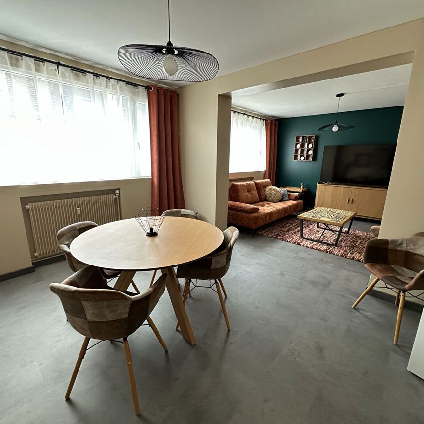 Location Appartement 4 pièces 94m² - Photo 1