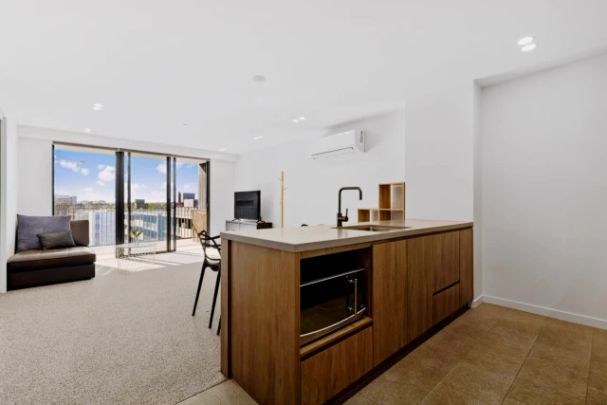 2 bed 2 bath - Photo 1