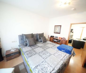 Wohnen im Herzen von Metzingen- Neuhausen in 2,5 Zimmer - Photo 3