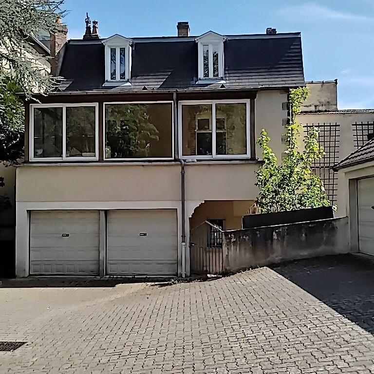 Jolie maison avec terrasse centre ville AUTUN - Photo 1