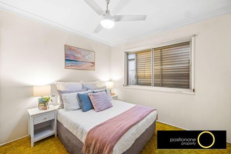 Move in before Christmas! Ideal location! - Photo 5