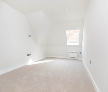 2 bed apartment to rent in Danecourt Road, Parkstone, BH14 - Photo 5