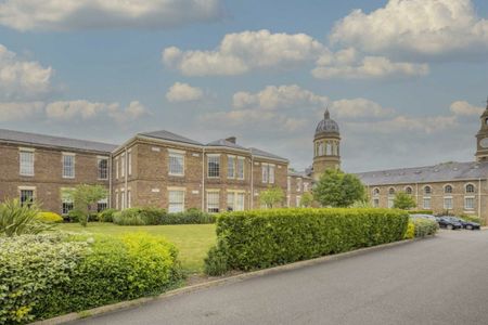 Royal Drive, N11, London - Photo 3