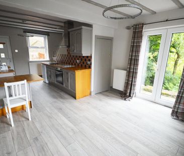 2 bedroom property to rent - Photo 1