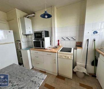 Location Appartement 2 pièces 44m² LA ROCHELLE 17000 - Photo 3
