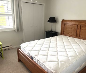 For Lease - 554 Oxbow Crescent, Collingwood, Ontario - Photo 2