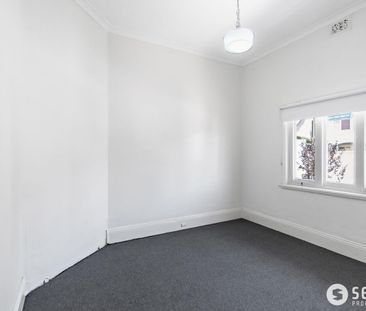 Beautiful Character Home - Photo 4