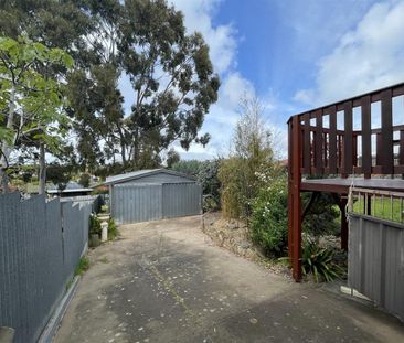 Big backyard, big garage, character home - Photo 6