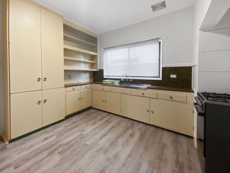 22 Alexandra Street, Sebastopol - Photo 3