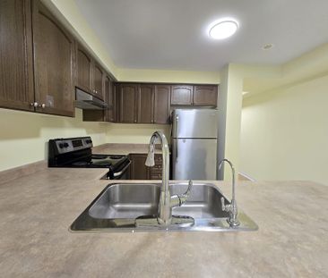 For Lease - 5289 Major Mackenzie Drive, Markham, Ontario - Photo 3