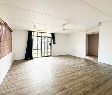 17 Tait Street, Kelso QLD 4815 - House For Rent | Domain - Photo 1