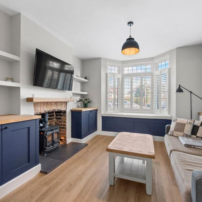 3 bedroom semi-detached house to rent - Photo 1