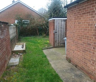 2 bedroom maisonette to rent - Photo 3