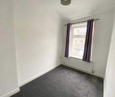 2 bedroom property to rent - Photo 3
