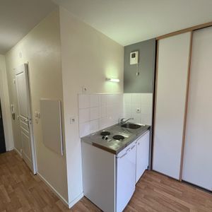 Studio a louer - Photo 2