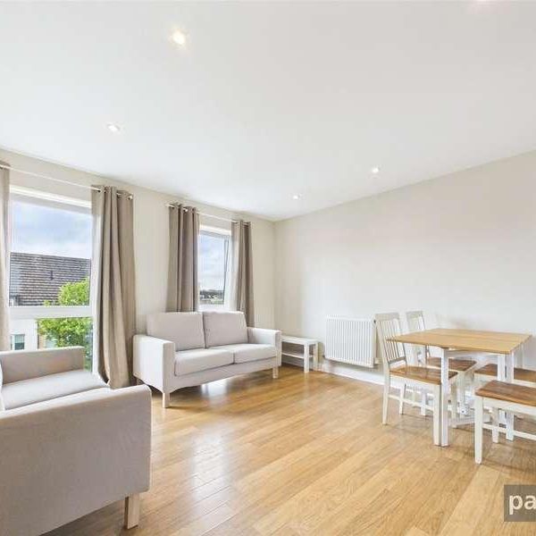 Merrick House, Whale Avenue, Reading, Berkshire, RG2 - Photo 1