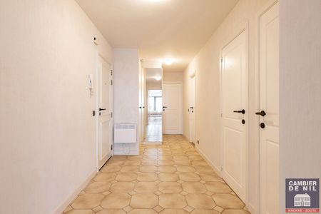 Gemeubeld hoekappartement nabij het Albertplein - Photo 3