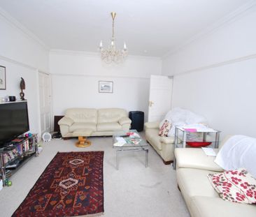 Milsom Street - Photo 2