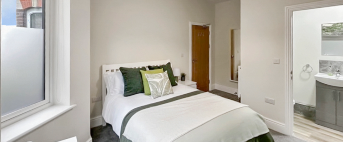 6-Bed Professional House – Ensuite Rooms Available | Bills Included Room 2 (ground floor front) - Photo 1