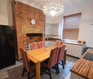 6 Bed - 39 Delph Mount, Woodhouse, Leeds - LS6 2HS - Student - Photo 2