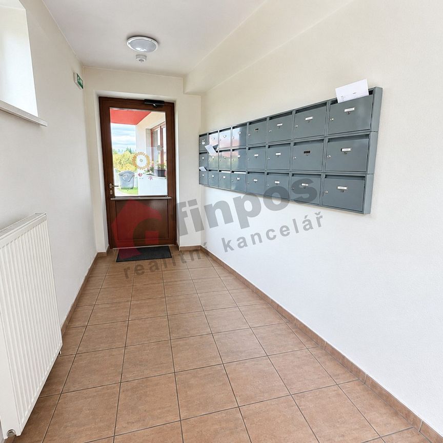 Pronájem bytu 1+kk 27 m² - Photo 1