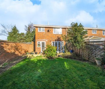 3 bedroom end of terrace house to rent - Photo 3