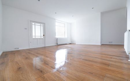 Room in a Shared House, Lamerock Road, BR1 - Photo 5