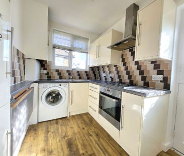 Wordsworth Avenue, Greenford - Photo 6