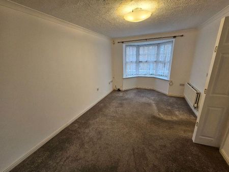 3 bedroom semi-detached house to rent - Photo 3