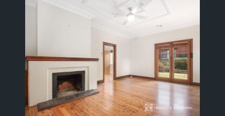 SOUGHT-AFTER EAST ALBURY - Photo 5