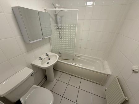 2 bedroom flat to rent - Photo 5
