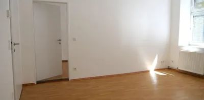 Provisionsfrei: Renovierter 62m² Altbau mit 3 Zimmern und Einbauküche - 1140 Wien - Photo 2