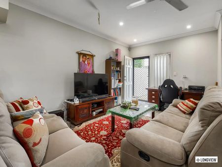 Perfectly Positioned Spacious Townhouse - Register Now to Inspect - Photo 4