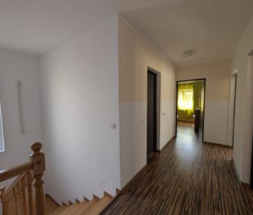 Casă de închiriat 4 camere, utilată complet, teren 190 mp - TERRA - Fotografie 5