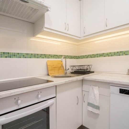 madrid, Community of Madrid 28039 - Photo 1